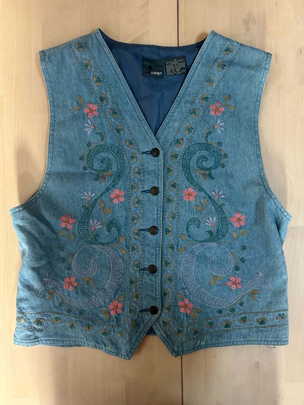 Lizwear Vintage Floral Embroidered Denim Button-Front Vest - Picture 9 of 16